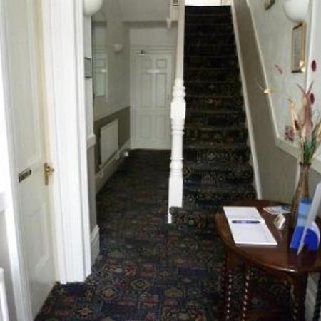 Sandy Bay Guest House Bournemouth Kültér fotó